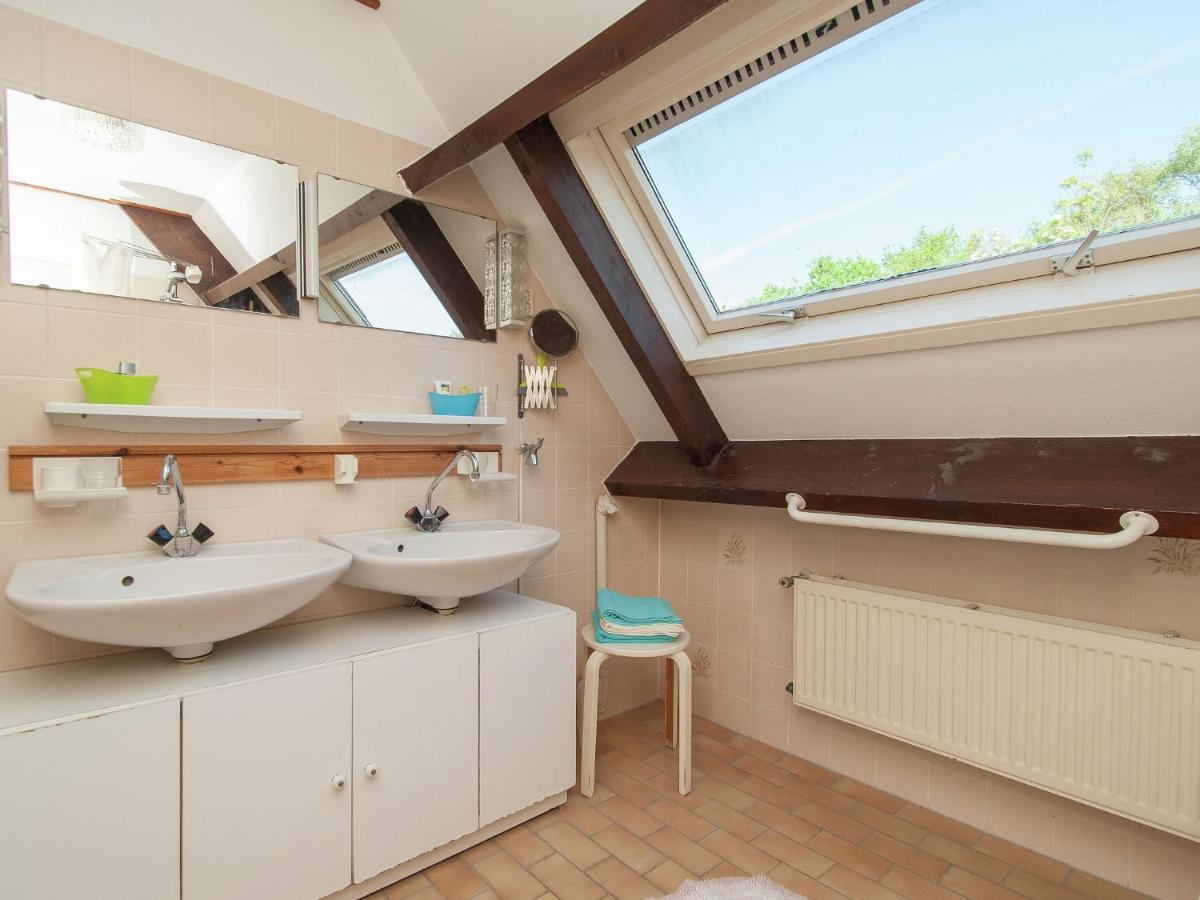 Delightful Holiday Home In Warns With Jetty 외부 사진